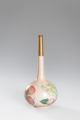 Lot 217 - A FINE PORCELAIN ‘PEACH AND FINGER CITRON’ BOTTLE VASE
