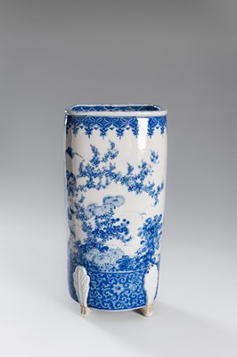 Lot 222 - KATO SAMPEI: A SETO-WARE BLUE AND WHITE PORCELAIN ‘BIRDS AND FLOWERS’ VASE