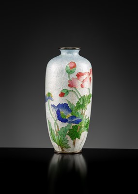 Lot 168 - OTA: GINBARI CLOISONNÉ VASE WITH PEONY BLOSSOMS