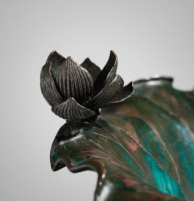 Lot 18 - A ‘LOTUS’ BRONZE BOWL WITH TWO FROGS