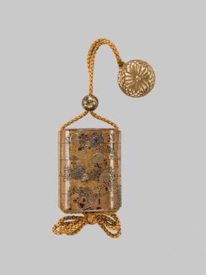 Lot 2 - A FINE FOUR-CASE LACQUER INRO WITH CHRYSANTHEMUMS, WITH EN-SUITE NETSUKE AND OJIME