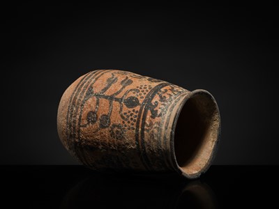 Lot 105 - A NEOLITHIC POTTERY ‘ZEBU’ CUP, INDUS VALLEY CIVILIZATION, 3300 BC to 1300 BC