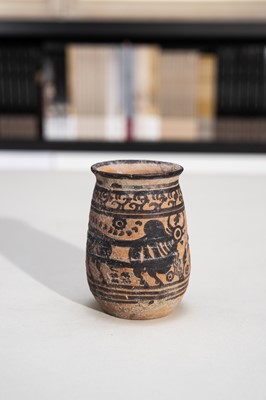 Lot 105 - A NEOLITHIC POTTERY ‘ZEBU’ CUP, INDUS VALLEY CIVILIZATION, 3300 BC to 1300 BC