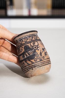 Lot 105 - A NEOLITHIC POTTERY ‘ZEBU’ CUP, INDUS VALLEY CIVILIZATION, 3300 BC to 1300 BC