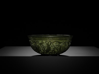 A MUGHAL-STYLE GREEN JADE ‘LOTUS’ BOWL, 18TH CENTURY