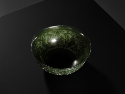 A MUGHAL-STYLE GREEN JADE ‘LOTUS’ BOWL, 18TH CENTURY