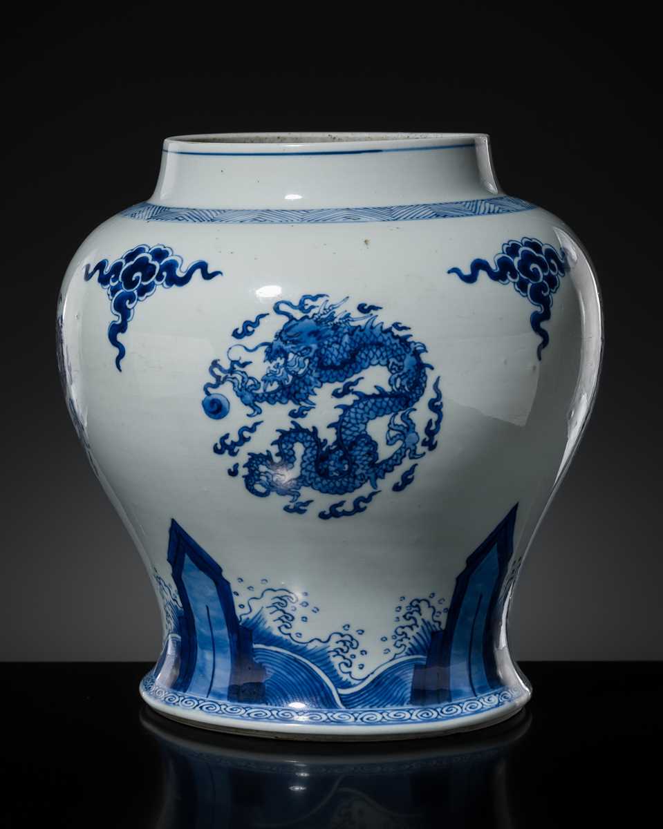 Lot 167 - A BLUE AND WHITE ‘DRAGON’ JAR, KANGXI PERIOD