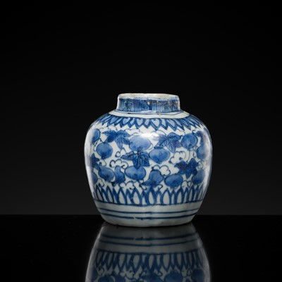 Lot 169 - A MELON-FORM ‘GOURD-VINE’ JAR, TRANSITIONAL PERIOD, FROM THE HATCHER CARGO