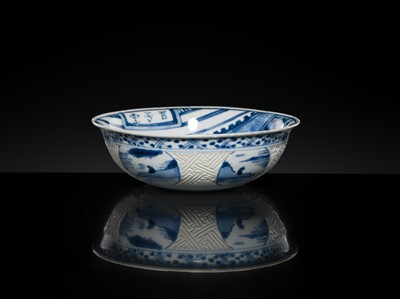 Lot 164 - AN UNUSUAL BLUE AND WHITE ‘BAIZITANG’ BOWL, LATE MING DYNASTY, WANLI-CHONGZHEN PERIOD