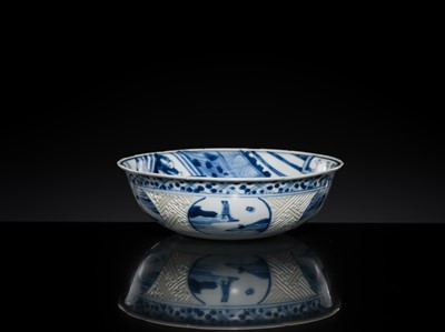 Lot 164 - AN UNUSUAL BLUE AND WHITE ‘BAIZITANG’ BOWL, LATE MING DYNASTY, WANLI-CHONGZHEN PERIOD