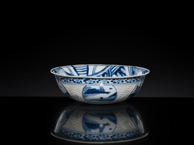 Lot 164 - AN UNUSUAL BLUE AND WHITE ‘BAIZITANG’ BOWL, LATE MING DYNASTY, WANLI-CHONGZHEN PERIOD
