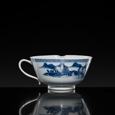 Lot 178 - A BLUE AND WHITE LARGE BOWL-SHAPED JUG, QIANLONG PERIOD, FROM THE NANKING CARGO