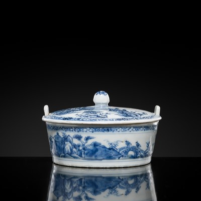 Lot 176 - A BLUE AND WHITE BUTTER TUB AND COVER, QIANLONG PERIOD, FROM THE NANKING CARGO