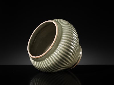 Lot 12 - A LONGQUAN CELADON ‘HUNDRED RIB’ JAR, GUAN, LATE YUAN-EARLY MING DYNASTY