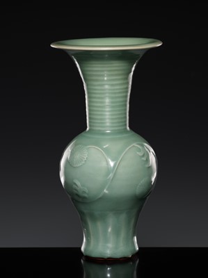 Lot 148 - A MOLDED LONGQUAN CELADON GLAZED PHOENIX TAIL VASE, YENYEN, SOUTHERN SONG-YUAN DYNASTY