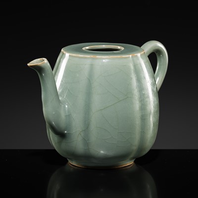 Lot 7 - A RARE LONGQUAN CELADON MELON-FORM TEAPOT, SOUTHERN SONG-YUAN DYNASTY