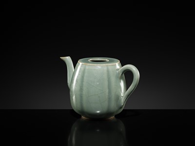 Lot 7 - A RARE LONGQUAN CELADON MELON-FORM TEAPOT, SOUTHERN SONG-YUAN DYNASTY