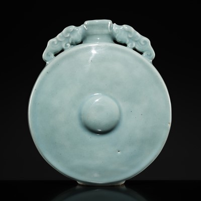 Lot 31 - A CELADON GLAZED MOONFLASK, BIANHU, 18TH CENTURY