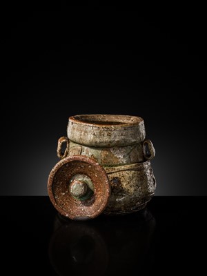 Lot 134 - A SHIGARAKI-WARE MIZUSASHI (FRESH WATER JAR), MOMOYAMA PERIOD