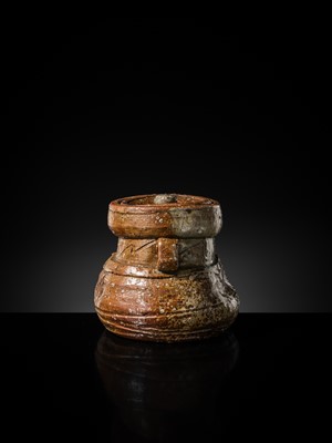 Lot 134 - A SHIGARAKI-WARE MIZUSASHI (FRESH WATER JAR), MOMOYAMA PERIOD