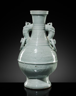 Lot 11 - A LARGE QINGBAI VASE, YUAN DYNASTY