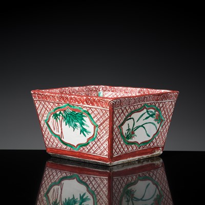 Lot 153 - A RARE KINRANDE SQUARE WATER JAR, MIZUSASHI, MING DYNASTY