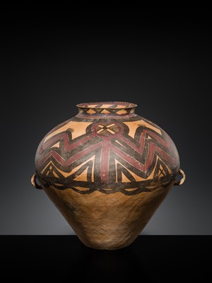 Lot 1 - A LARGE PAINTED POTTERY JAR, NEOLITHIC PERIOD, MAJIAYAO CULTURE