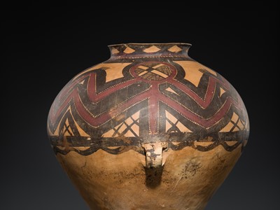 Lot 1 - A LARGE PAINTED POTTERY JAR, NEOLITHIC PERIOD, MAJIAYAO CULTURE