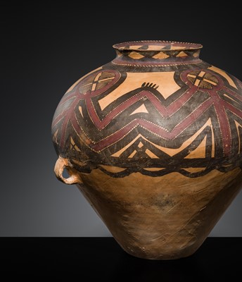 Lot 1 - A LARGE PAINTED POTTERY JAR, NEOLITHIC PERIOD, MAJIAYAO CULTURE