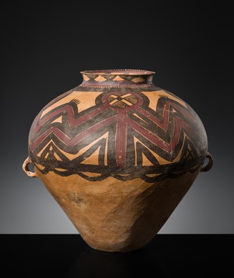 Lot 1 - A LARGE PAINTED POTTERY JAR, NEOLITHIC PERIOD, MAJIAYAO CULTURE