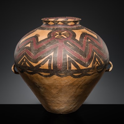 Lot 1 - A LARGE PAINTED POTTERY JAR, NEOLITHIC PERIOD, MAJIAYAO CULTURE