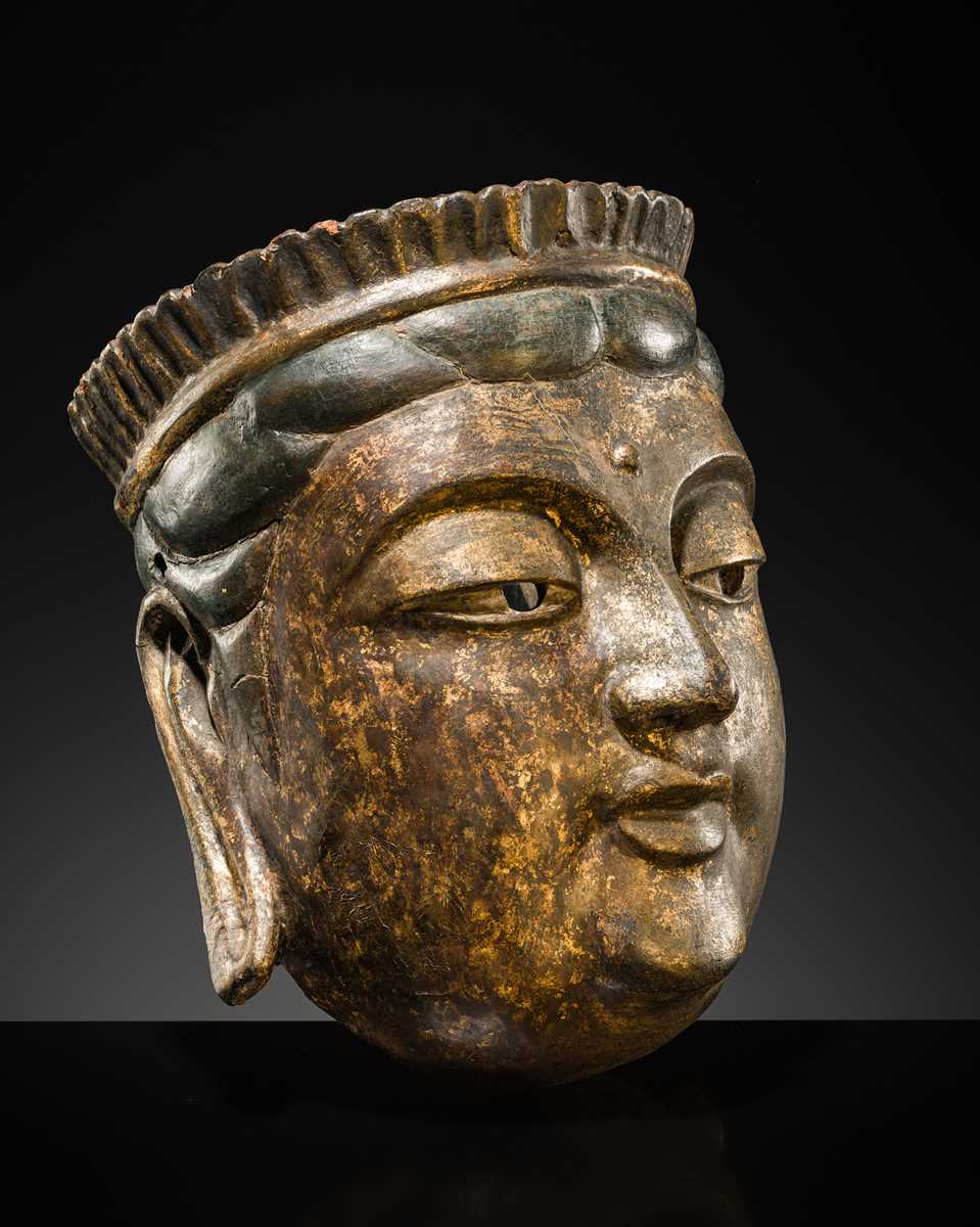 Lot 129 - A LACQUERED GILT-WOOD GYODO MASK OF A BODHISATTVA, GYODOMEN BOSATSU, MUROMACHI TO MOMOYAMA PERIOD