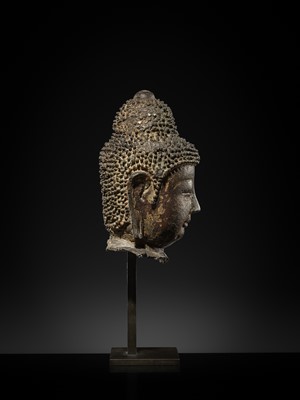 Lot 117 - A RARE AND IMPORTANT BRONZE HEAD OF BUDDHA, GORYEO DYNASTY