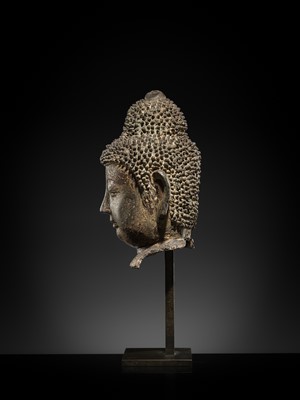Lot 117 - A RARE AND IMPORTANT BRONZE HEAD OF BUDDHA, GORYEO DYNASTY