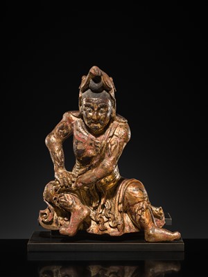 Lot 128 - A GILT AND POLYCHROME-WOOD FIGURE OF A GUARDIAN KING, KAMAKURA PERIOD