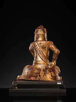 Lot 128 - A GILT AND POLYCHROME-WOOD FIGURE OF A GUARDIAN KING, KAMAKURA PERIOD