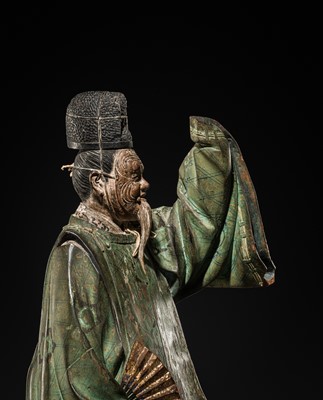 Lot 130 - A POLYCHROME WOOD FIGURE OF A NOH ACTOR IN THE ROLE OF OKINA, MOMOYAMA PERIOD
