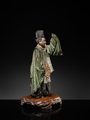 Lot 130 - A POLYCHROME WOOD FIGURE OF A NOH ACTOR IN THE ROLE OF OKINA, MOMOYAMA PERIOD
