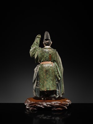Lot 130 - A POLYCHROME WOOD FIGURE OF A NOH ACTOR IN THE ROLE OF OKINA, MOMOYAMA PERIOD
