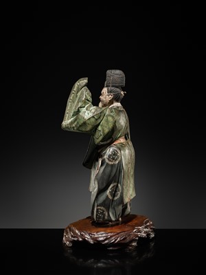 Lot 130 - A POLYCHROME WOOD FIGURE OF A NOH ACTOR IN THE ROLE OF OKINA, MOMOYAMA PERIOD