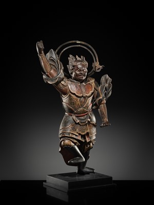 Lot 127 - A GILT AND POLYCHROME-WOOD TEMPLE STATUE OF A HEAVENLY GENERAL, JUNI SHINSHO, KAMAKURA PERIOD