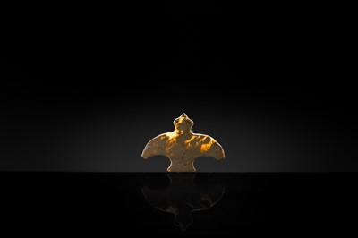 Lot 55 - A RARE CELADON JADE ‘BIRD’ PLAQUE, NEOLITHIC PERIOD, LIANGZHU CULTURE