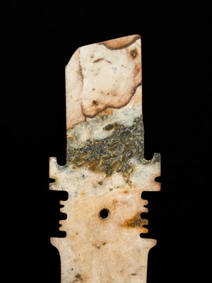 Lot 66 - A LARGE (47 CM) AND EXCEPTIONAL ‘CLOUDED’ JADE CEREMONIAL BLADE, ZHANG, SHANG DYNASTY