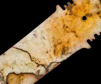Lot 66 - A LARGE (47 CM) AND EXCEPTIONAL ‘CLOUDED’ JADE CEREMONIAL BLADE, ZHANG, SHANG DYNASTY