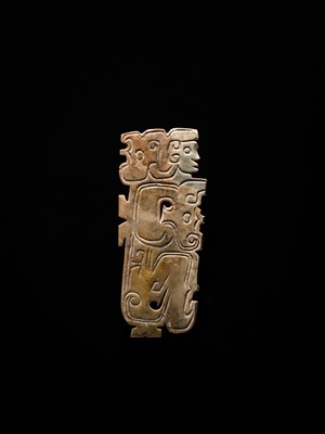Lot 78 - A BROWN AND IVORY-WHITE JADE ‘HUMANOID-DRAGON’ PENDANT, MID-LATE WESTERN ZHOU DYNASTY