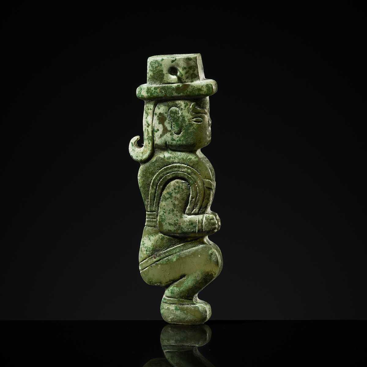 Lot 77 - AN EXCEPTIONAL GREEN JADE MAN-SHAPED SILHOUETTE PENDANT, MID-LATE WESTERN ZHOU PERIOD