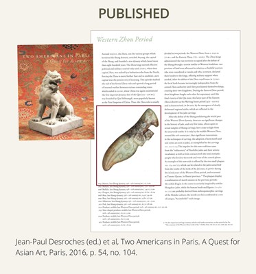 Lot 74 - A GRAY AND CELADON JADE ‘PRAYING MANTIS’ PENDANT, LATE SHANG DYNASTY