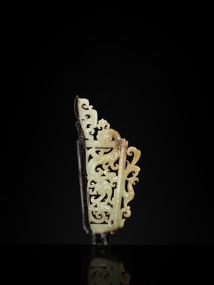 Lot 98 - A SUPERB CELADON AND BLACK JADE ‘CHILONG AND PHOENIX’ OPENWORK PLAQUE, HAN DYNASTY