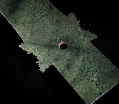 Lot 65 - A RARE AND VERY LARGE (48 CM) DARK GREEN JADE CEREMONIAL BLADE, YAZHANG, SHIMAO CULTURE