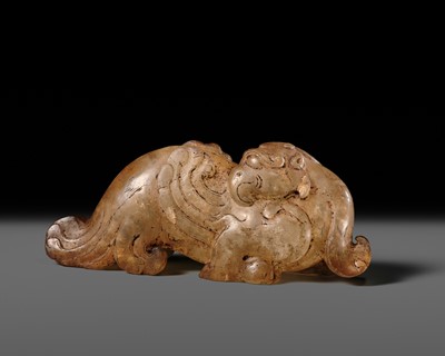 Lot 49 - A LARGE ROCK CRYSTAL FIGURE OF A PHOENIX, HAN DYNASTY